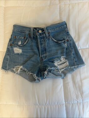 Light Blue Levis 501 Denim Shorts